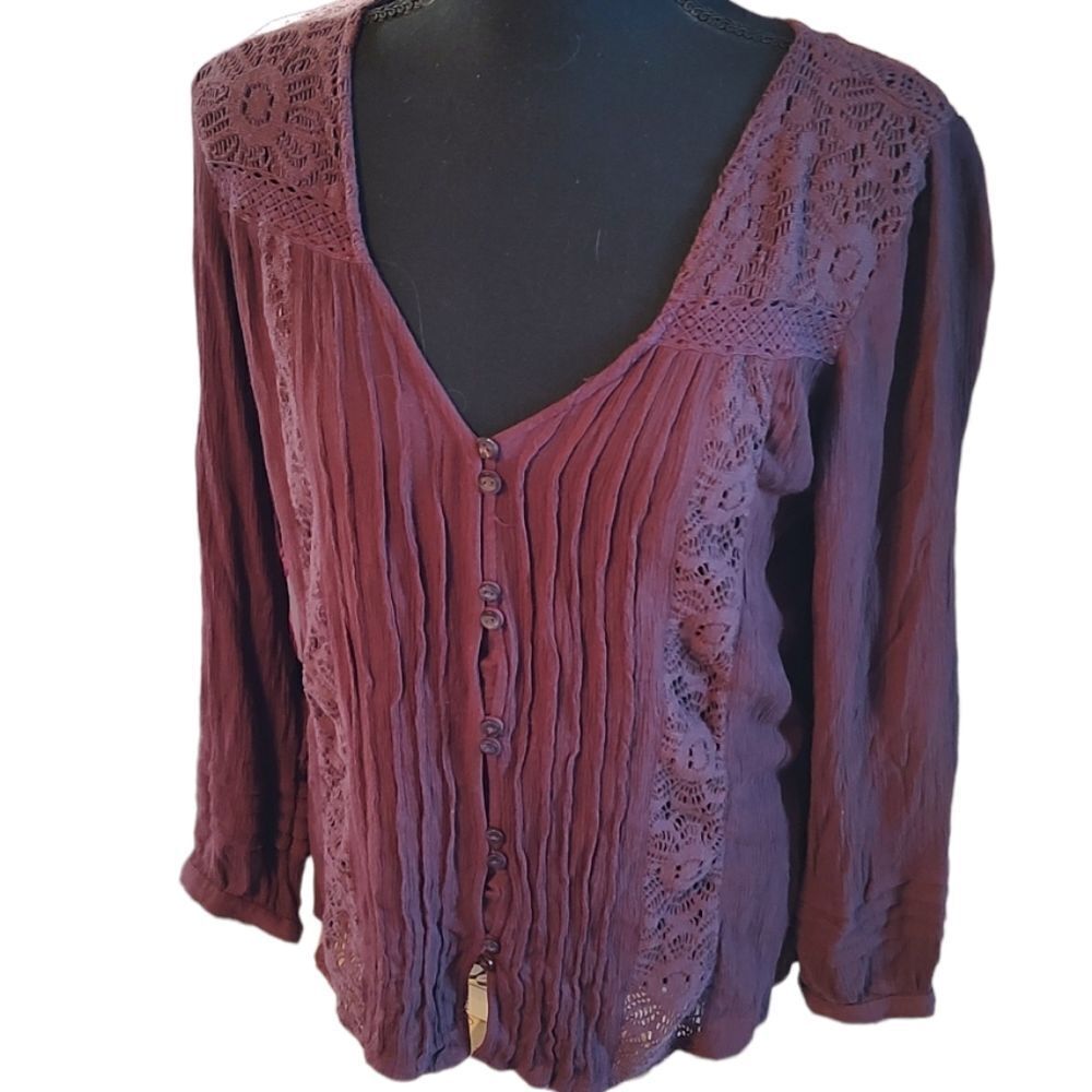 American Eagle Plum Crochet Lace Blouse Medium - Picture 2 of 5